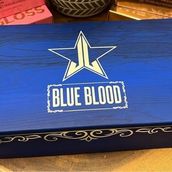 Jeffree Star Blue Blood Eyeshadow Palette NIB - Picture 3 of 6